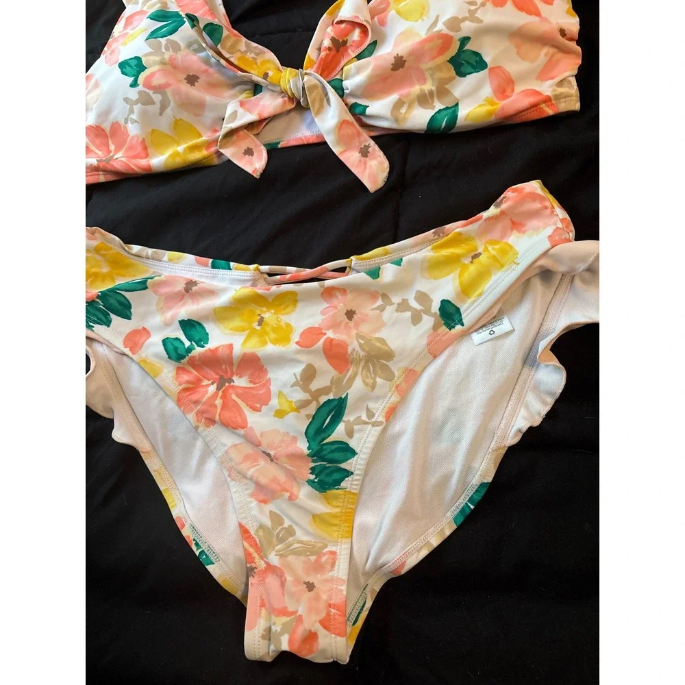 Time & Tru Peach Floral Cap Sleeve Hi Waisted‎ 2pc Swimsuit Bikini, Large